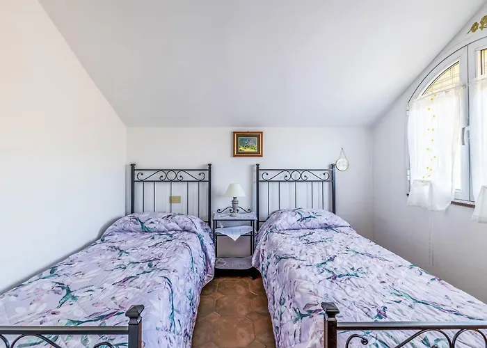 Апартаменты La Quiete E Il Mare By Interhome